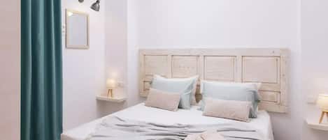 1 slaapkamer, een strijkplank/strijkijzer, wifi, beddengoed