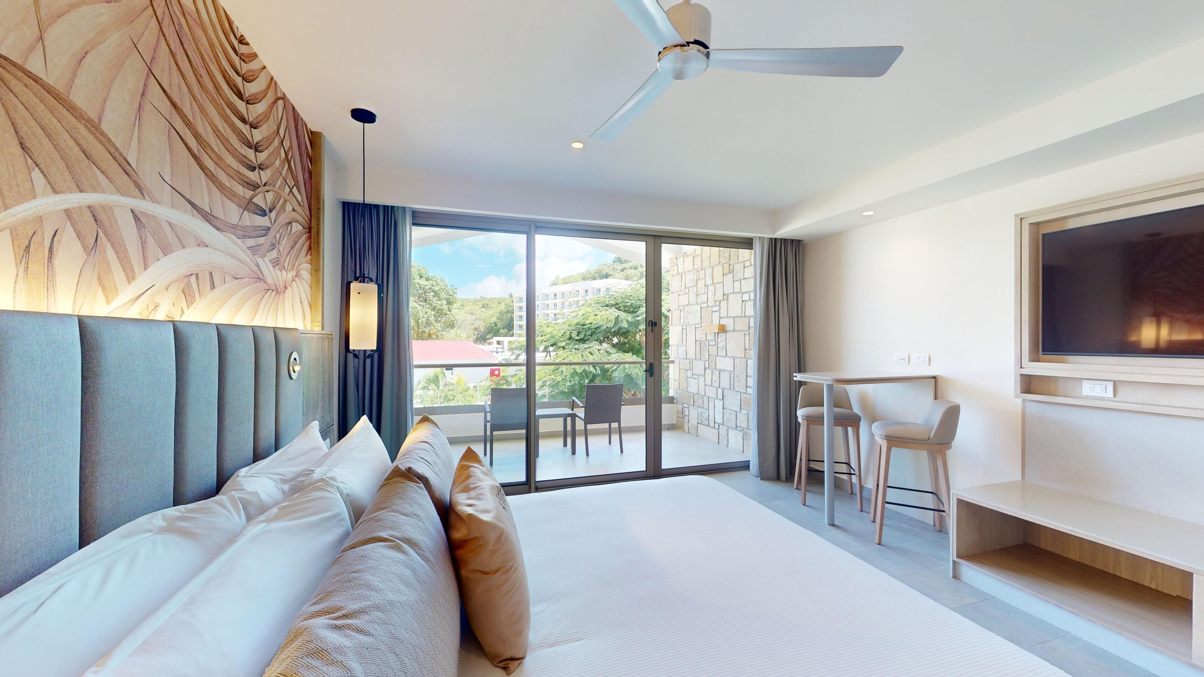 I Can't Wait To Travel | 8/2027 – Royalton Chic Antigua