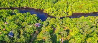 Riverfront Nature Getaway Near Downtown Pine City!