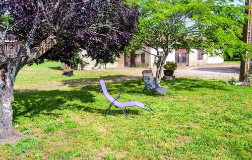 Nice home in Razac-de-saussignac