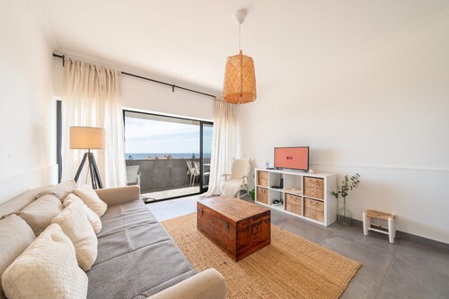 GuestReady - Apple beach hideaway with sea views