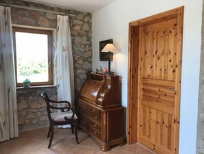 Interior - Family-friendly Apartment in Historic Estate (Teulada)