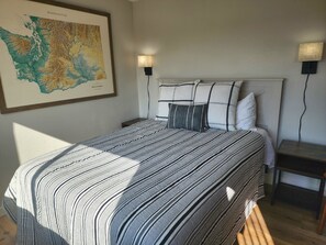 1 bedroom, free WiFi, bed sheets - Springdale Farm & Views - the Gorge, Downtown, Mt. Hood (Troutdale)