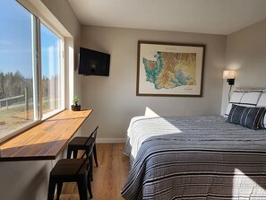 1 bedroom, free WiFi, bed sheets - Springdale Farm & Views - the Gorge, Downtown, Mt. Hood (Troutdale)
