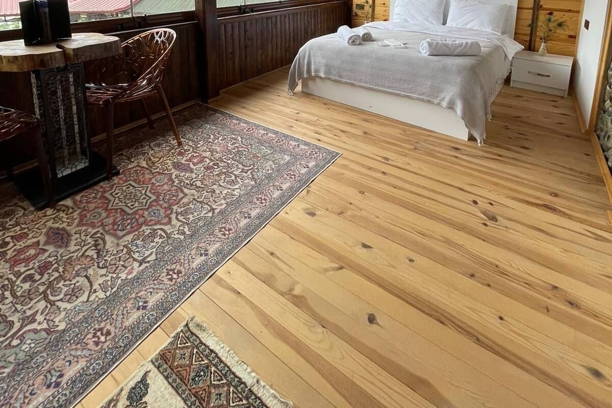 Design Room, Non Smoking, Mountain View | Premium bedding, individually decorated, individually furnished, desk