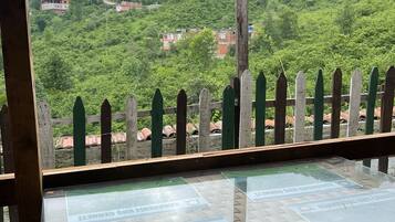 エコノミールーム 禁煙 マウンテンビュー | テラス / パティオ