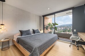 1 室のベッドルーム、WiFi