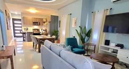 Comfy Beds-Pool-Clean Getaway-2 mins to Ocho Rios