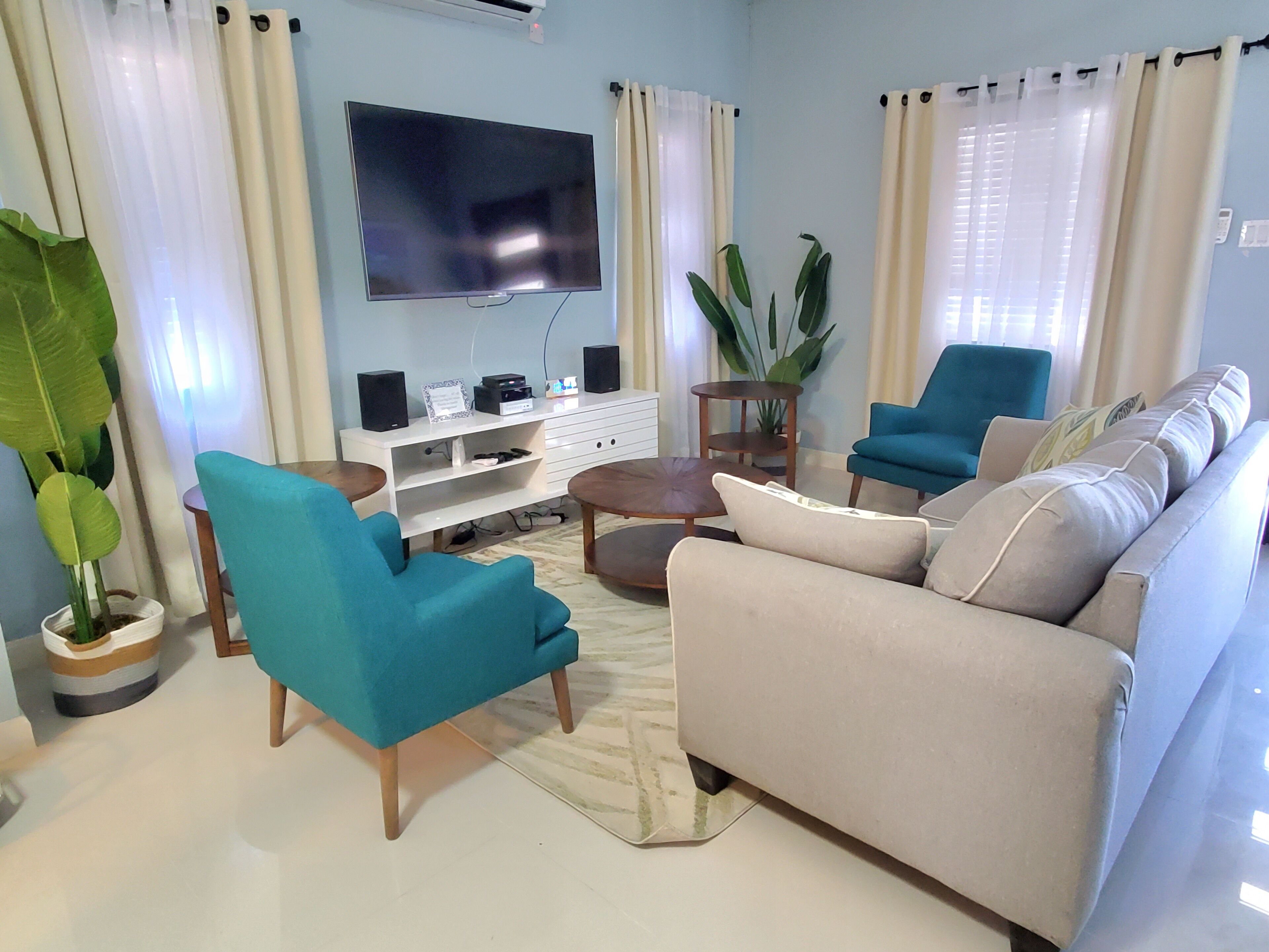 Fernseher, Stereoanlage