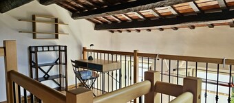 N266 - Numana, delightful house in the historic centre
