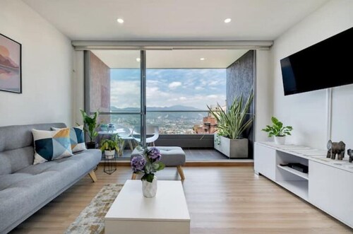 Fesh, Modern,Panoramic View, Close to El Tesoro!