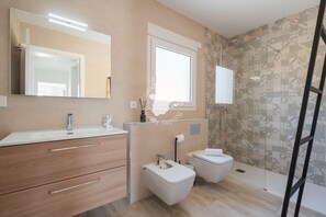Shower, hair dryer, towels - CostaBlancaDreams - Bernia Views in Calpe (Calpe / Calp)