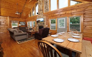 TV, fireplace, video games, DVD player - Mountain Views, Theater Room, Game Nights - 4 Cubs Cove (Pigeon Forge)