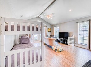 7 soveværelser, skrivebord, strygejern/strygebræt, gratis Wi-Fi