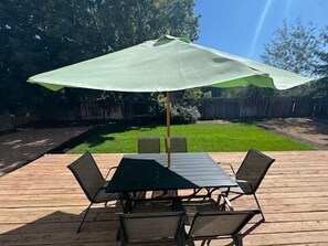 House, 4 Bedrooms | Outdoor dining - Redmond Rest 4 Bedroom Home by RedAwning (Redmond)