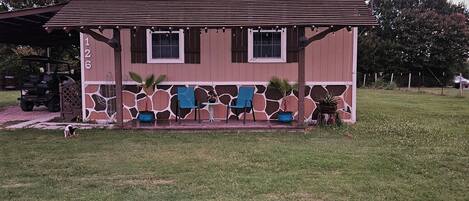 المنشأة من الخارج