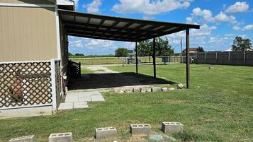 Enceinte de lâhĂ©bergement