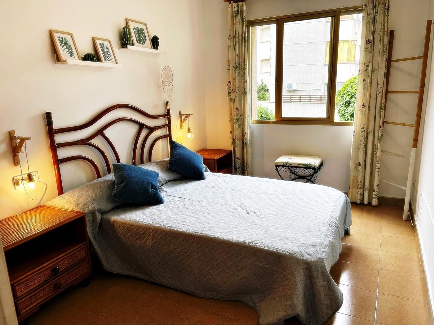 2 chambres, fer et planche à repasser, accès Internet, draps fournis