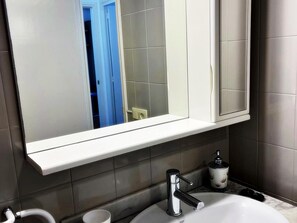 Hair dryer, towels