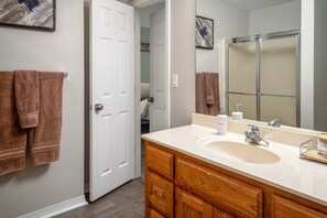 Towels - Living on Lake Time on Lake DeSoto (Hot Springs Village)