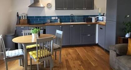 Central Teignmouth Penthouse, Sleeps 4, Pets Ok