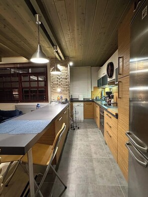Fridge, oven, stovetop, coffee/tea maker - Magic View 4U Luxury Villa, Tago Vibes (Kineta)