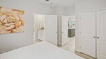 5 sovrum, strykjärn/strykbräda, gratis wi-fi och sängkläder