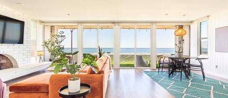 TV, fireplace, offices