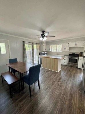 Botón de imagen sin clasificar, 5 de 64