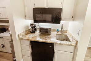 Fridge, microwave, coffee/tea maker