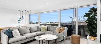 Relaxed Sophistication: Illume Torquay
