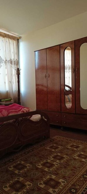 Apartment | 2 bedrooms, blackout curtains, iron/ironing board, free WiFi