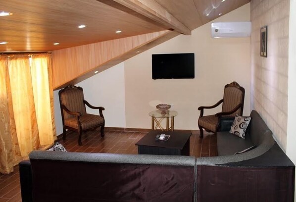 Apartment | Living area