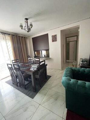 Interior - Fully-furnished 2BR/2BA Condo in Kampala with WiFi, gym, pool, Gated Community (Kampala)