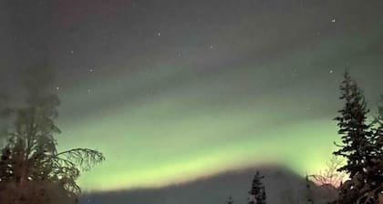 Raven’s Adventure Cabin D, Northern Lights, Getaway