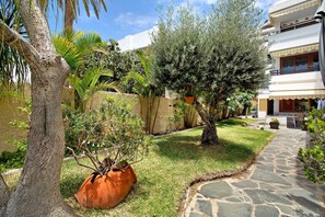Property grounds - Vacation Apartment 'Apartamento Junto A La Playa' with Wi-Fi and Air Conditioning (Puerto Rico de Gran Canaria)