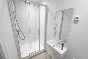 Uklassifisert bilde, 4 av 13, knapp