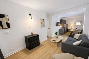 Unclassified image, 5 of 13, button - Appartement Paris 18eme Montmartre, 6 personnes (Paris)