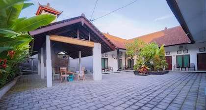 Kos Bulan Bali