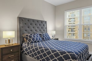 2 bedrooms, desk, iron/ironing board, travel crib