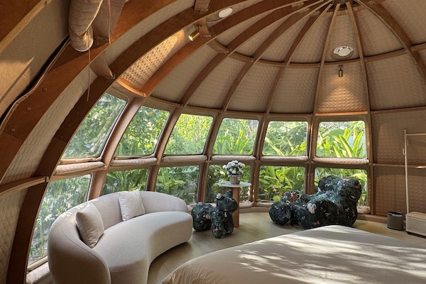 Familierom, 3 soverom | Minibar (inkludert), safe på rommet og skrivebord for bærbar PC