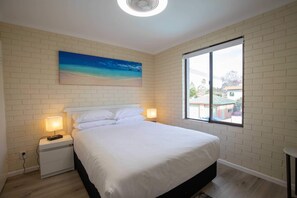 2 chambres, fer et planche à repasser, Wi-Fi, literie fournie