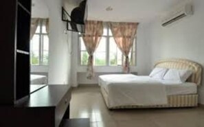 5 bedrooms, desk, iron/ironing board, WiFi - Melawati Ria Hotel terletak di Kuala Selangor (Kuala Selangor)