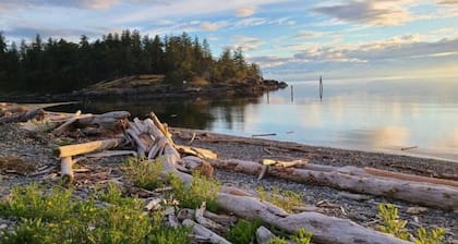 Escape to SEASCAPES on Texada Island!!