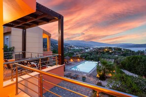 House | 5 bedrooms - Villa Glan Y Mor in Agios Nikolaos (Agios Nikolaos)