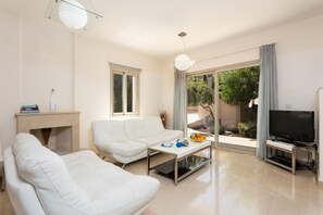 House | 4 bedrooms - Villa Panorama Tria in Drouseia (Droushia)