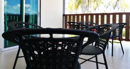 Deluxe Triple Room W/ Balcony & Private Bathroom