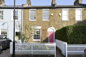 3 habitaciones y acceso a internet 