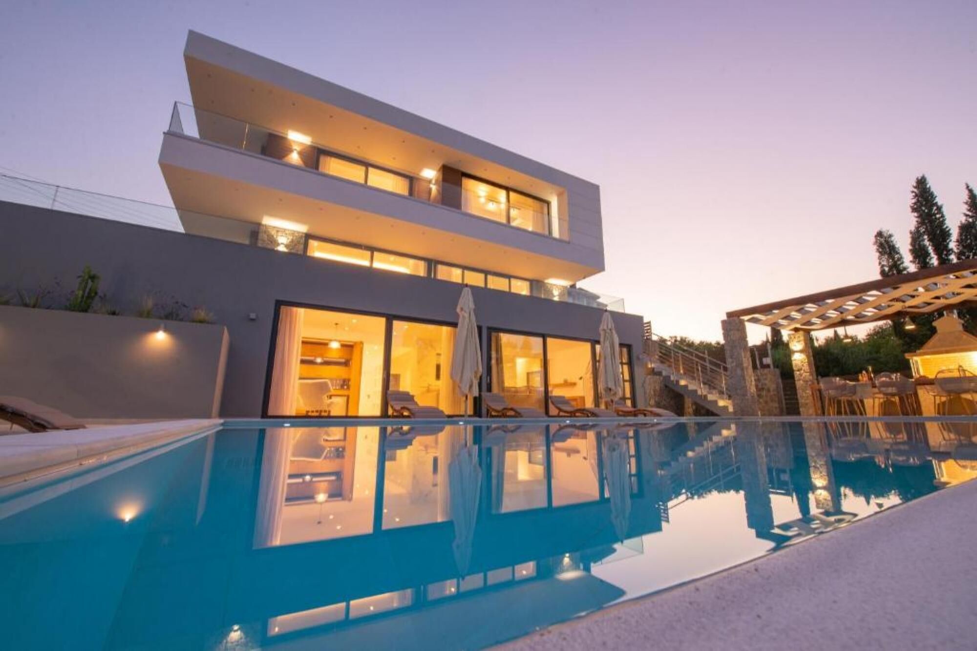 Villa | 5 bedrooms, soundproofing