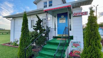 Entrada de la propiedad